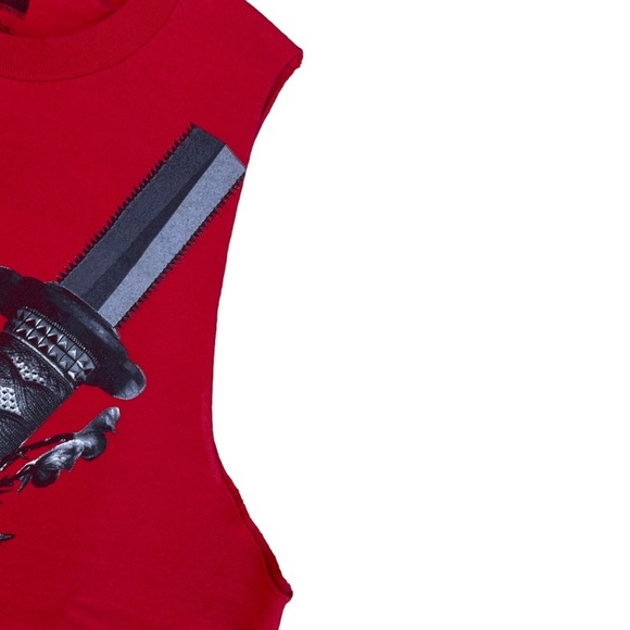 Red sleeveless crewneck tee‎ WWE Shinsuke Nakamura katana graphic. 100% cotton. - Picture 5 of 6